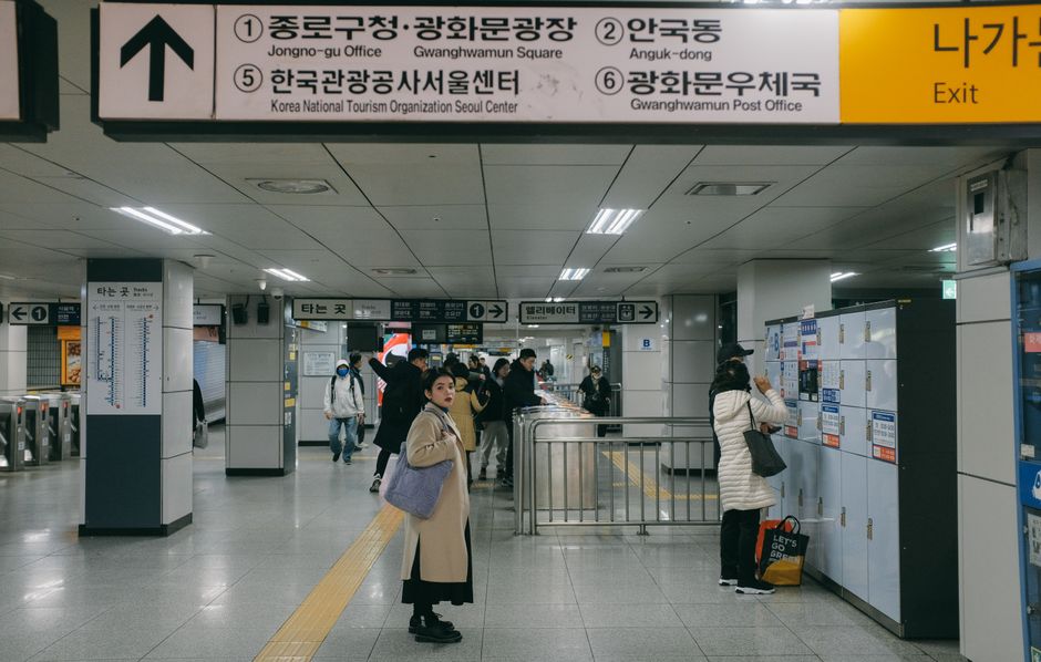윈도우 설정에서 저장 공간 센스 기능을 활성화하는 모습, 저장 공간 자동 관리를 보여줌.